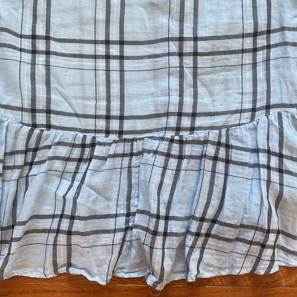 Joe Fresh women’s blouse blue size medium long sleeve thin light flared bottom. - Picture 10 of 12